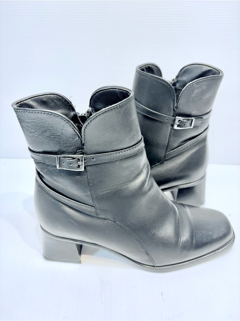 Vintage 1990s Collège Black Leather Ankle Boots, Block Heel - Size 7.5